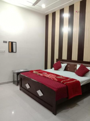 Ramam hotel by Naavagat 700mtr from Shri Ram Janambhumi Ayodhya